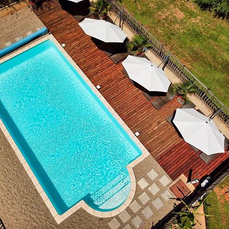 ויטראק Hotel Le Clos Roussillon Pres De Sarlat מראה חיצוני תמונה