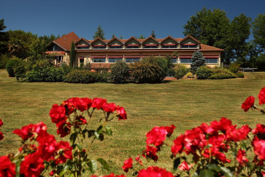 ויטראק Hotel Le Clos Roussillon Pres De Sarlat מראה חיצוני תמונה
