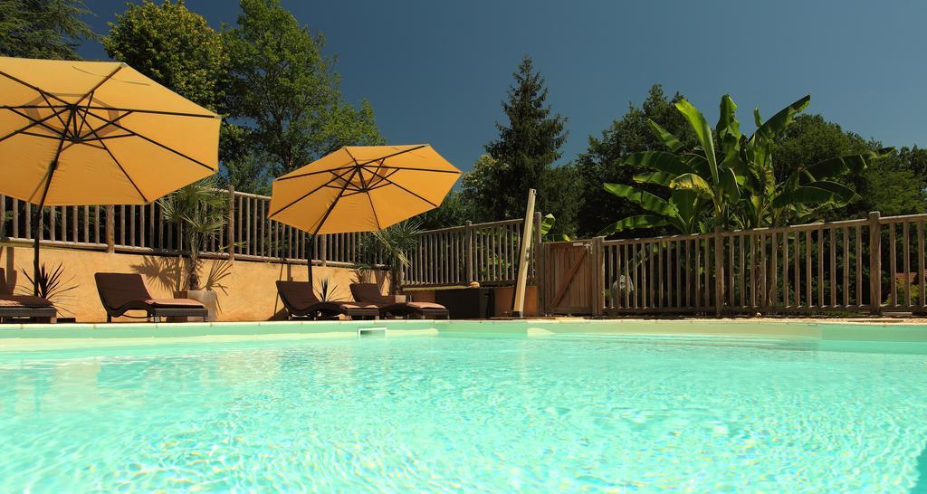 ויטראק Hotel Le Clos Roussillon Pres De Sarlat מראה חיצוני תמונה