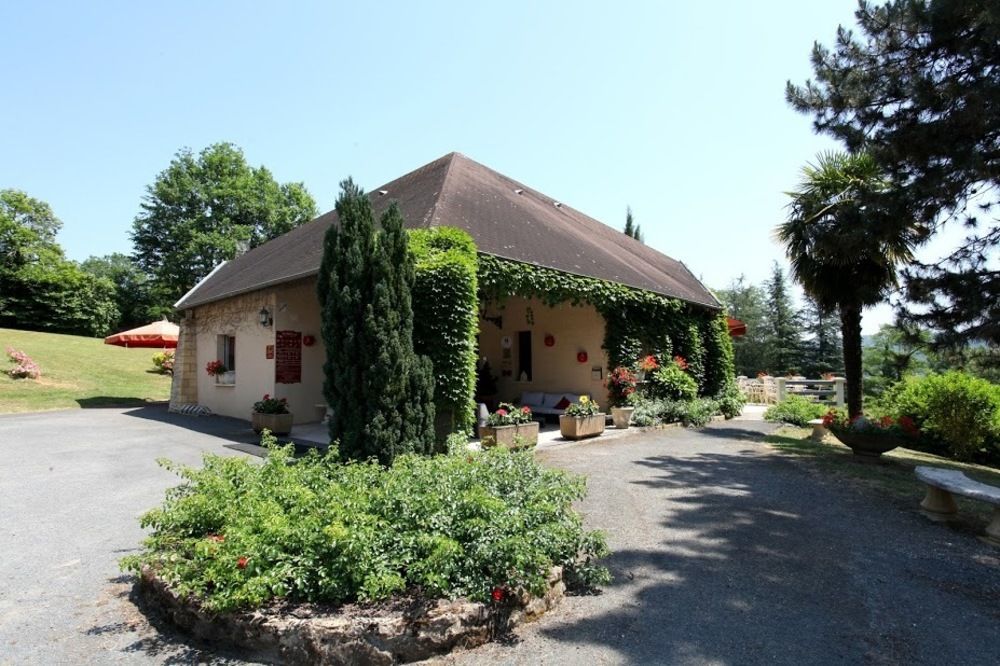 ויטראק Hotel Le Clos Roussillon Pres De Sarlat מראה חיצוני תמונה