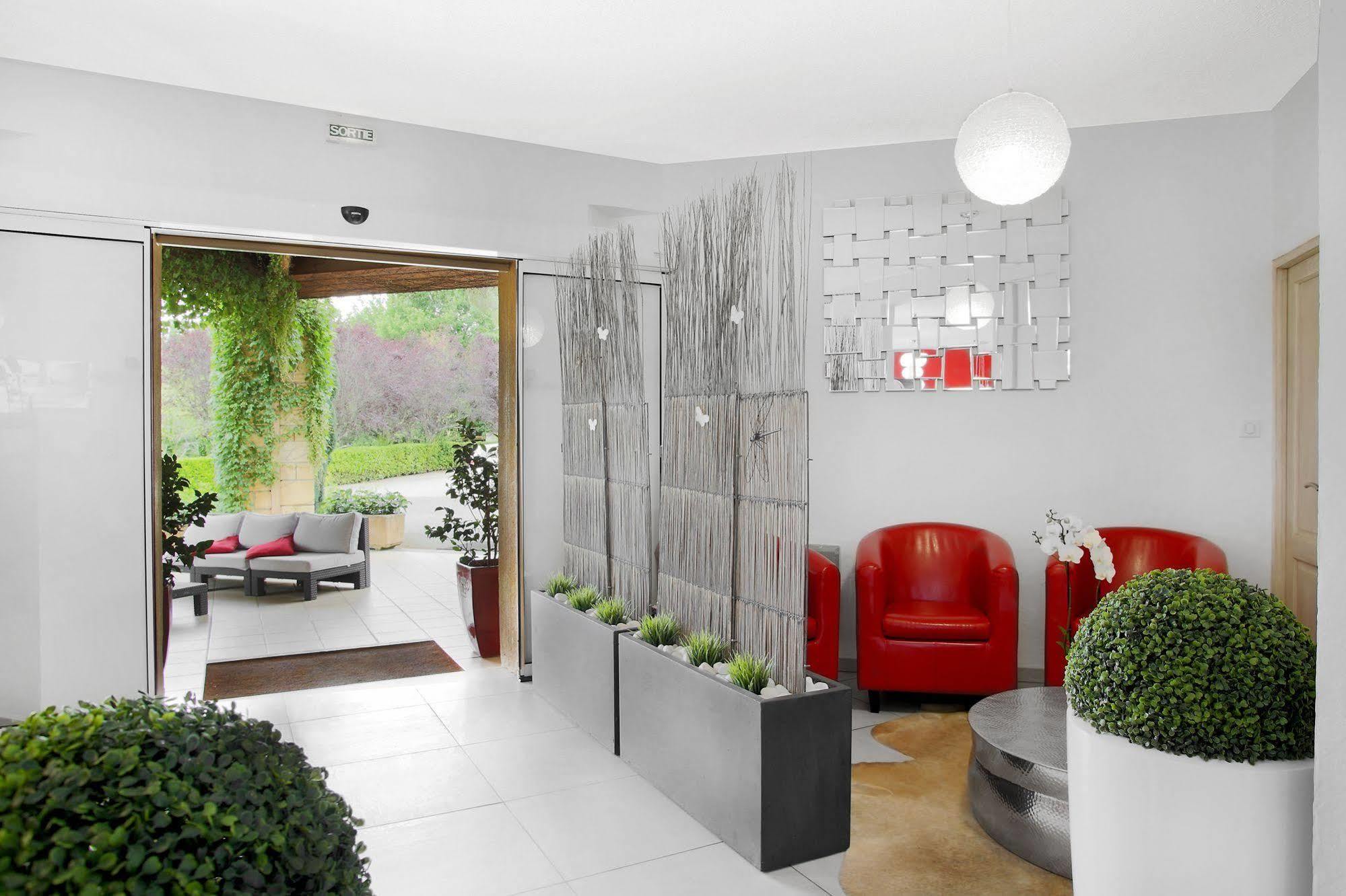 ויטראק Hotel Le Clos Roussillon Pres De Sarlat מראה חיצוני תמונה