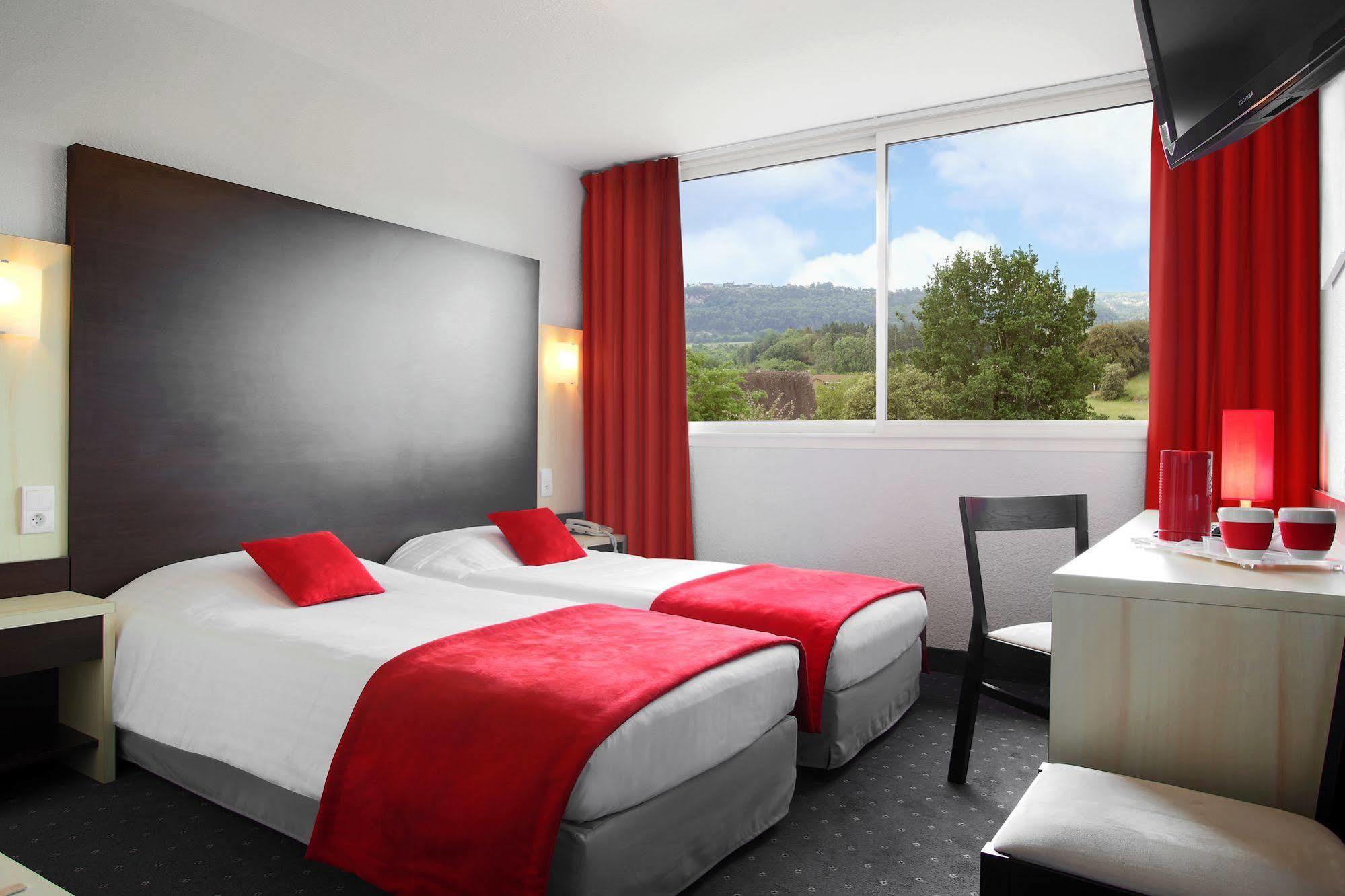 ויטראק Hotel Le Clos Roussillon Pres De Sarlat מראה חיצוני תמונה