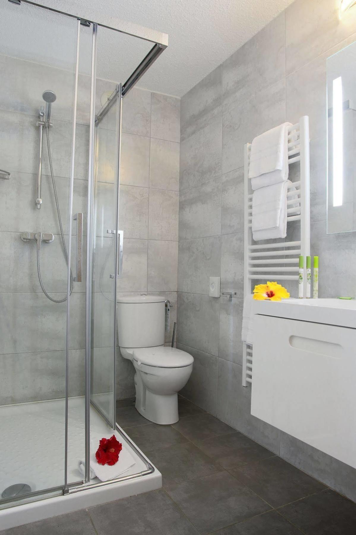 ויטראק Hotel Le Clos Roussillon Pres De Sarlat מראה חיצוני תמונה