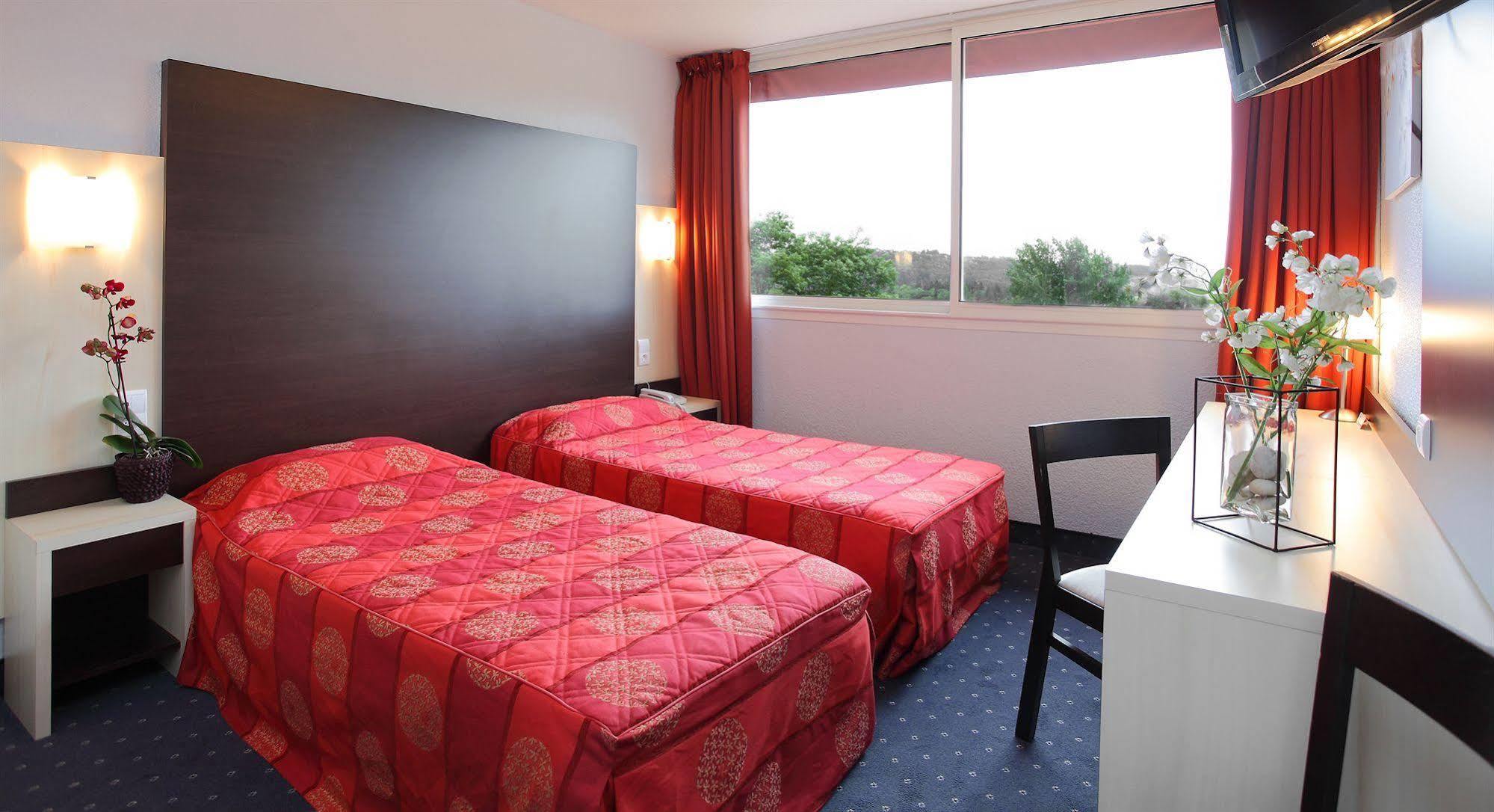 ויטראק Hotel Le Clos Roussillon Pres De Sarlat מראה חיצוני תמונה